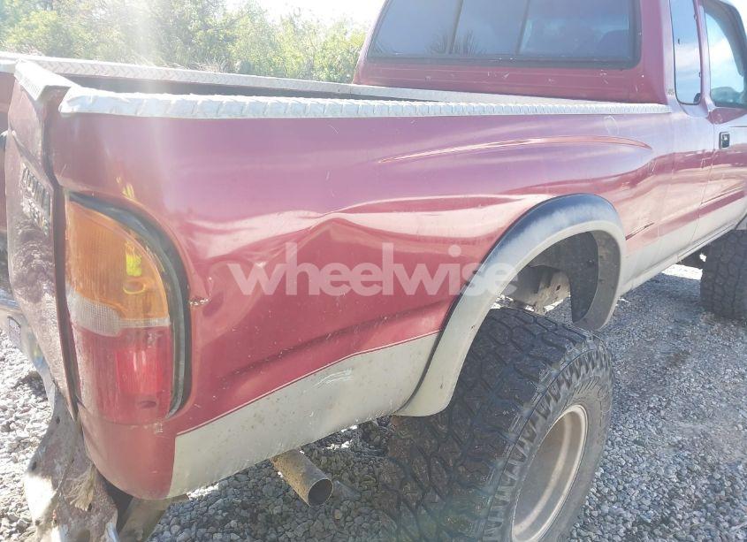 Photo 15 of 2000 Toyota Tacoma BASE V6 (VIN 4TAWN72N6YZ575414)
