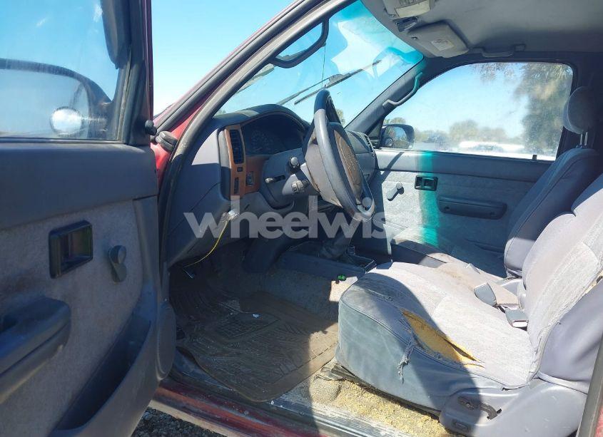 Photo 5 of 2000 Toyota Tacoma BASE V6 (VIN 4TAWN72N6YZ575414)