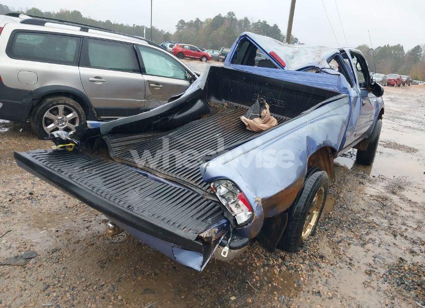 Photo 4 of 2000 Toyota Tacoma BASE V6 (VIN 4TAWN72N7YZ671469)