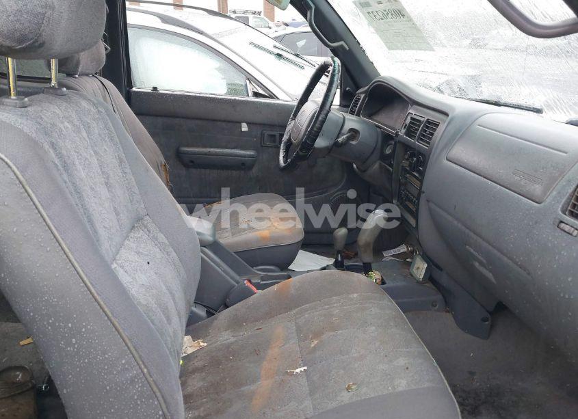 Photo 5 of 2000 Toyota Tacoma BASE V6 (VIN 4TAWN72N7YZ671469)