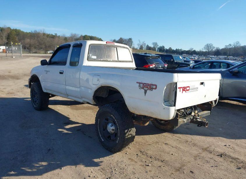 Photo 3 of 1998 Toyota Tacoma BASE V6 (VIN 4TAWN72N8WZ011583)