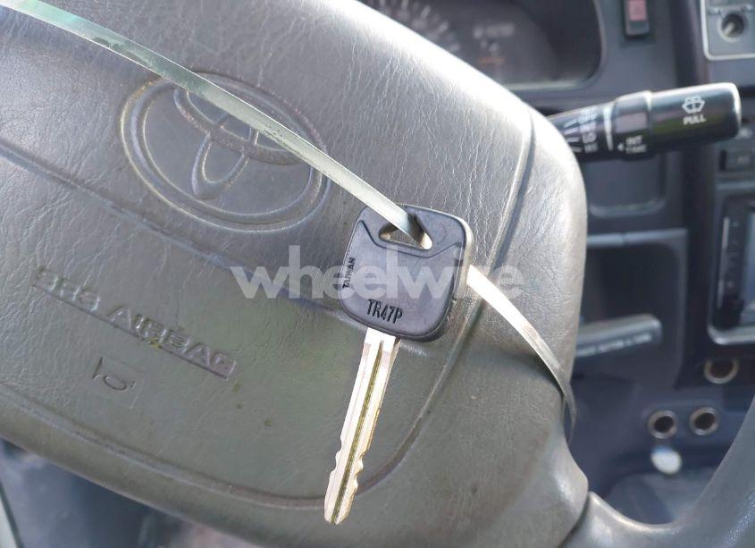 Photo 11 of 2000 Toyota Tacoma BASE V6 (VIN 4TAWN72NXYZ675936)