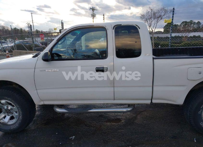 Photo 14 of 2000 Toyota Tacoma BASE V6 (VIN 4TAWN72NXYZ675936)