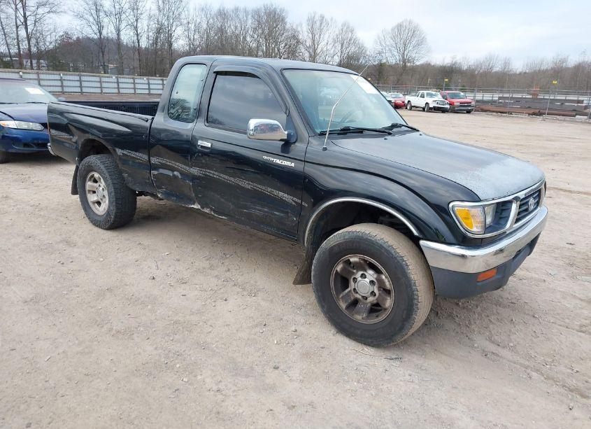1997 Toyota Tacoma BASE SR5 V6 (VIN 4TAWN74N7VZ312017) main photo