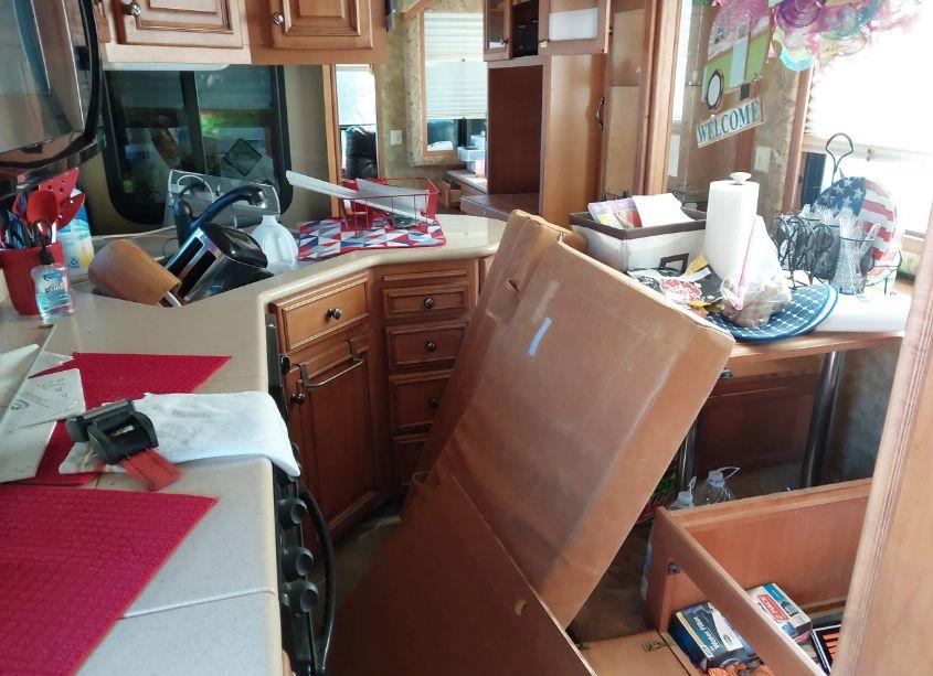 Photo 5 of 2003 Travel Supreme SUPREME (VIN 4TKFW403031005441)