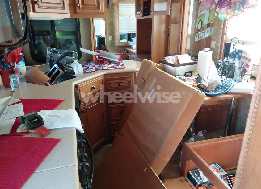 Photo 5 of 2003 Travel S TRAVEL SUPREME (VIN 4TKFW403032005441)