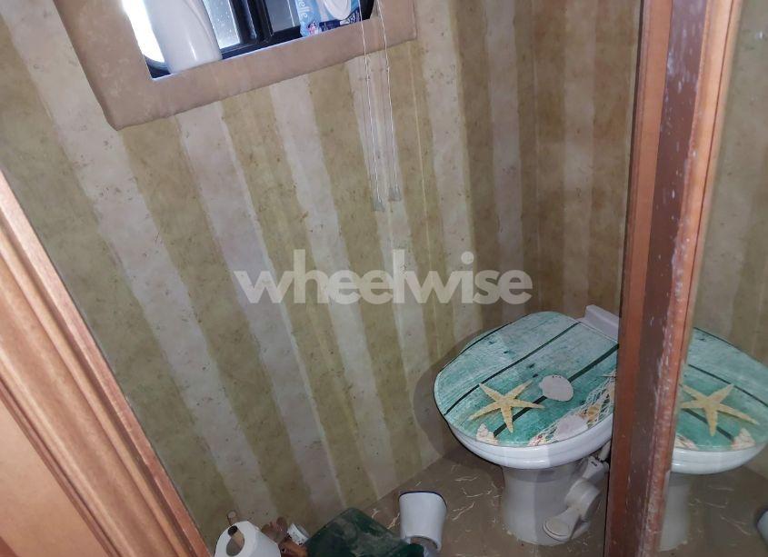 Photo 7 of 2003 Travel S TRAVEL SUPREME (VIN 4TKFW403032005441)