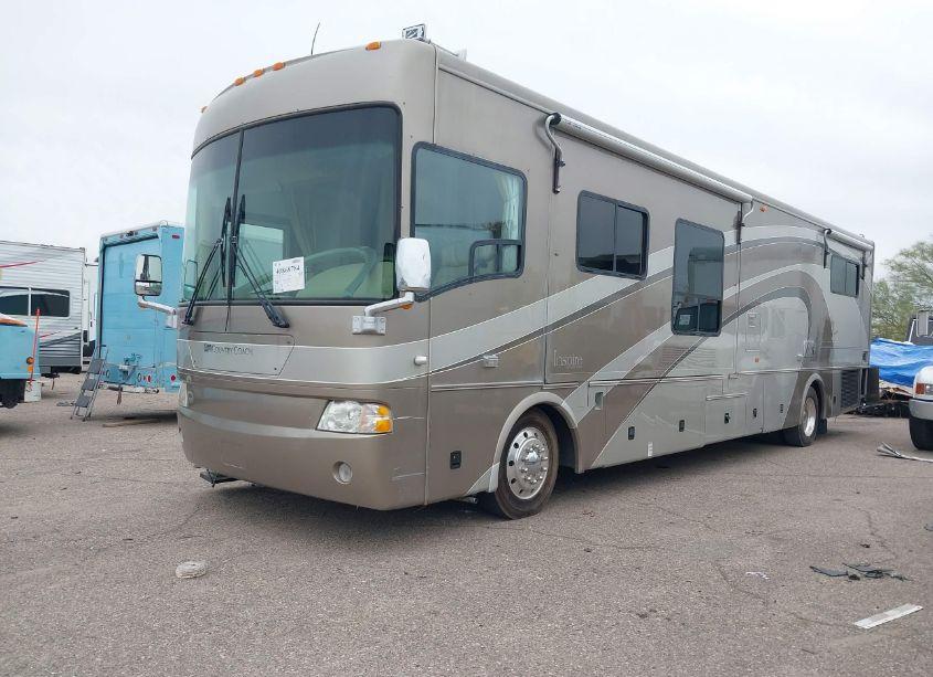 Photo 2 of 2004 Country Coach MOTORHOME INSPIRE (VIN 4U7K5EK1841103569)