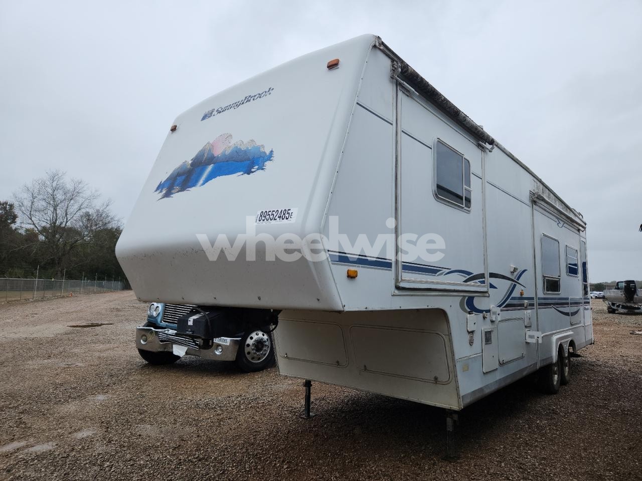 Photo 2 of 2002 SUNNY BROOK 5TH WHEEL (VIN 4UBBS0P2621J31936)