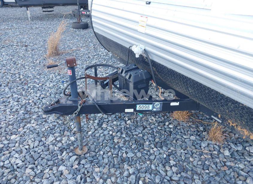 Photo 10 of 2017 Coachmen Travel (VIN 4UDT16F14HH933049)
