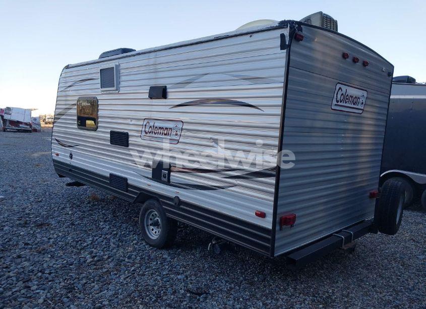 Photo 3 of 2017 Coachmen Travel (VIN 4UDT16F14HH933049)