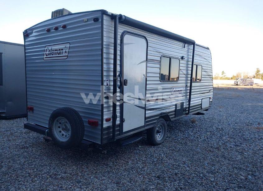 Photo 4 of 2017 Coachmen Travel (VIN 4UDT16F14HH933049)