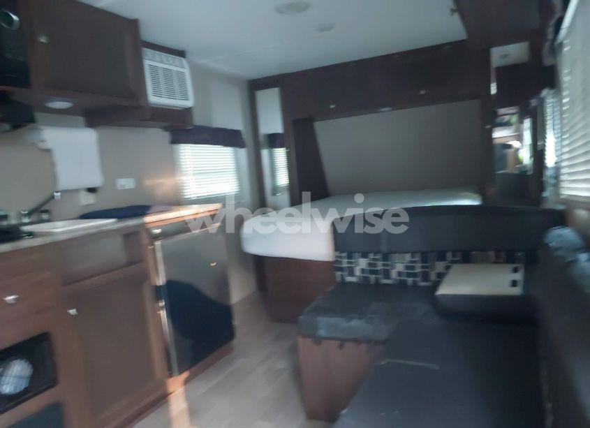 Photo 5 of 2017 Coachmen Travel (VIN 4UDT16F14HH933049)