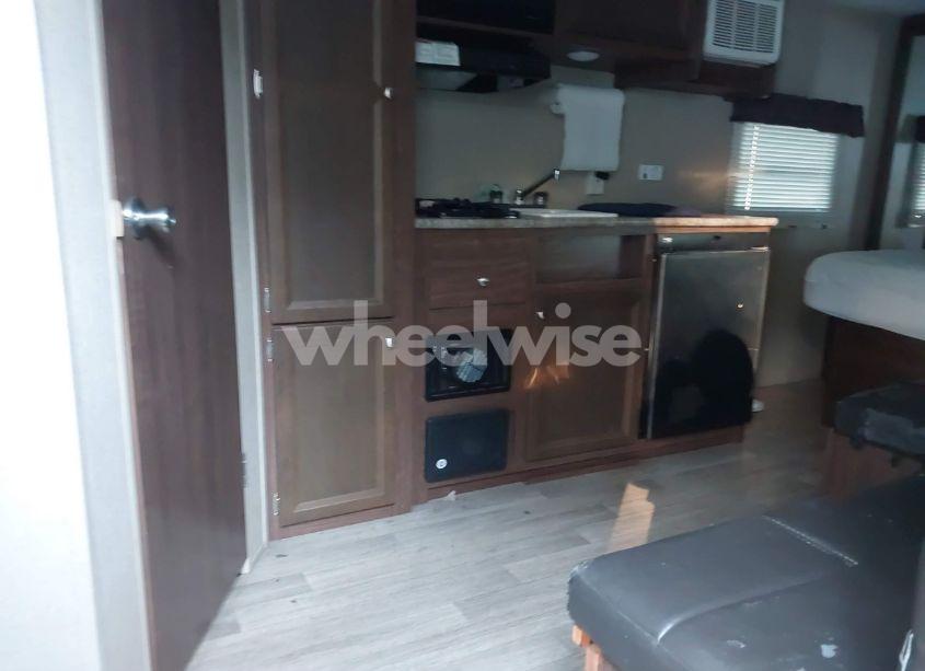 Photo 8 of 2017 Coachmen Travel (VIN 4UDT16F14HH933049)