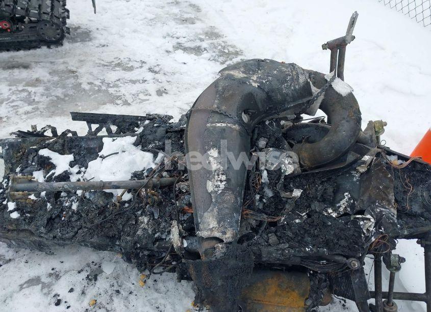 Photo 5 of 2010 Arctic Cat CROSSFIRE (VIN 4UF10SNW0AT100296)