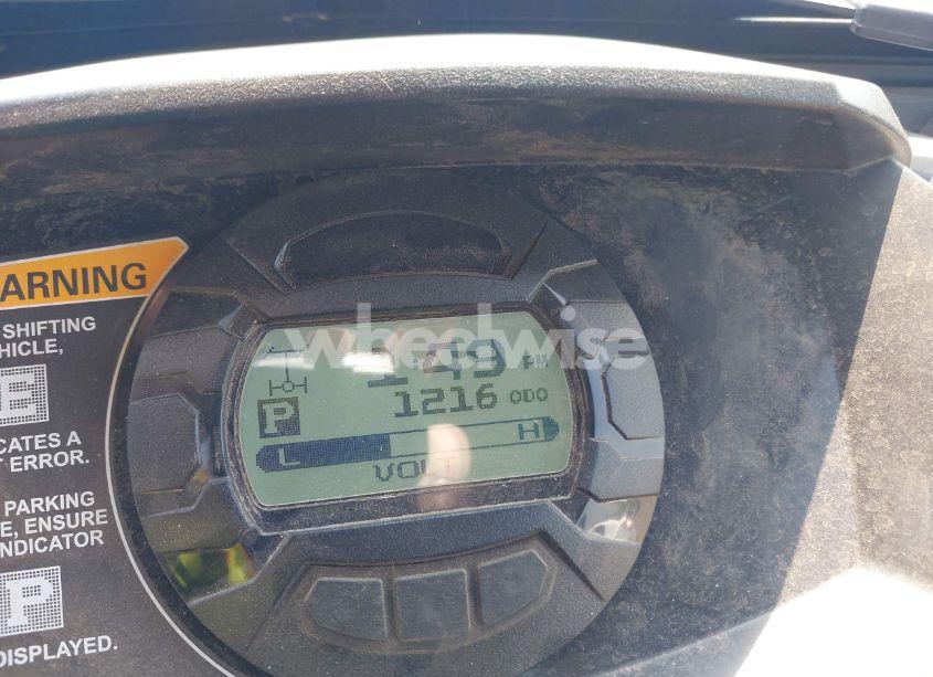 Photo 7 of 2023 Trac 800xsle N/A (VIN 4UF5R4KB7PT301819)