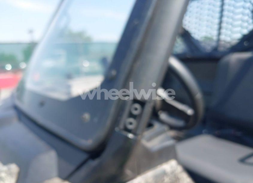 Photo 9 of 2023 Trac 800xsle N/A (VIN 4UF5R4KB7PT301819)