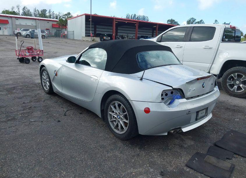 Photo 3 of 2003 Bmw Z4 2.5I (VIN 4USBT33413LR60621)