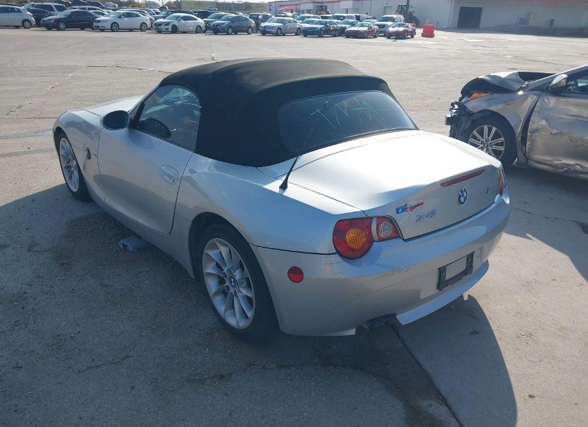 Photo 3 of 2003 Bmw Z4 2.5I (VIN 4USBT33413LR65091)