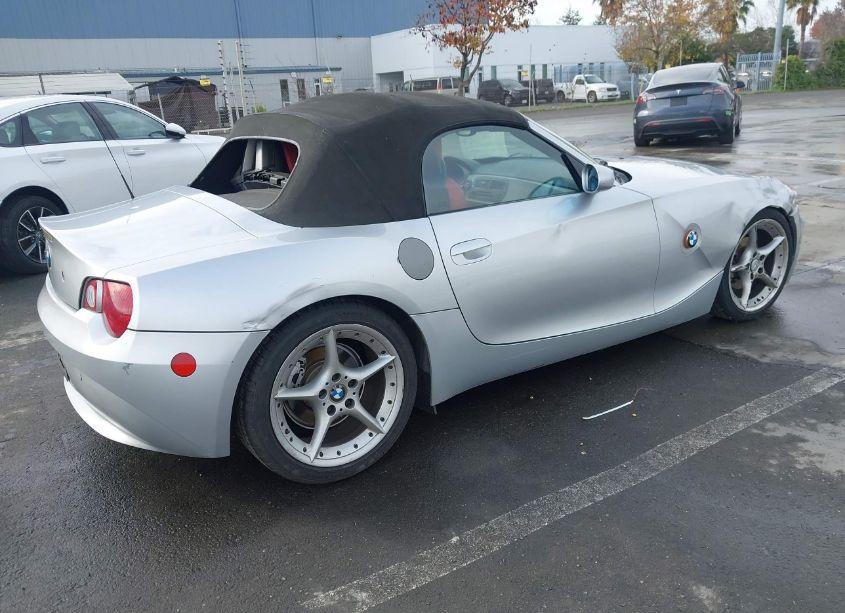 Photo 4 of 2003 Bmw Z4 2.5I (VIN 4USBT33433LS44867)