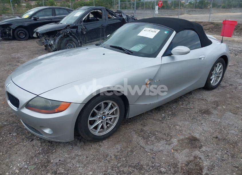 Photo 2 of 2004 Bmw Z4 2.5I (VIN 4USBT334X4LS48707)