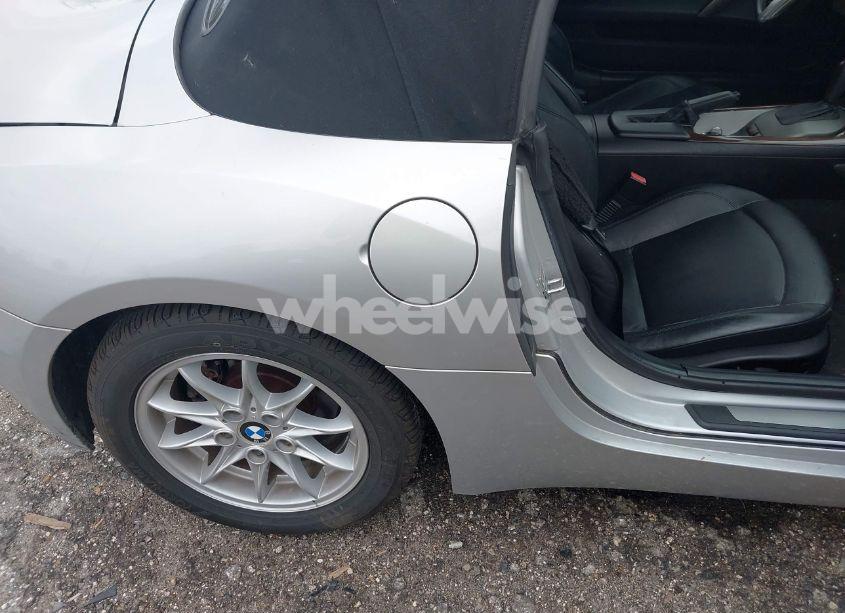 Photo 8 of 2004 Bmw Z4 2.5I (VIN 4USBT334X4LS48707)