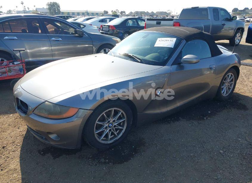 Photo 2 of 2004 Bmw Z4 2.5I (VIN 4USBT33504LS50684)