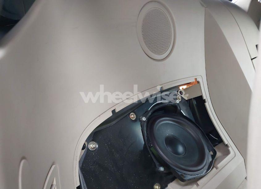 Photo 8 of 2005 Bmw Z4 2.5I (VIN 4USBT33505LS56339)