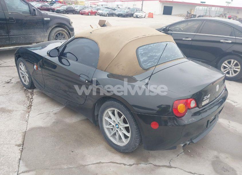 Photo 3 of 2004 Bmw Z4 2.5I (VIN 4USBT33524LR67023)