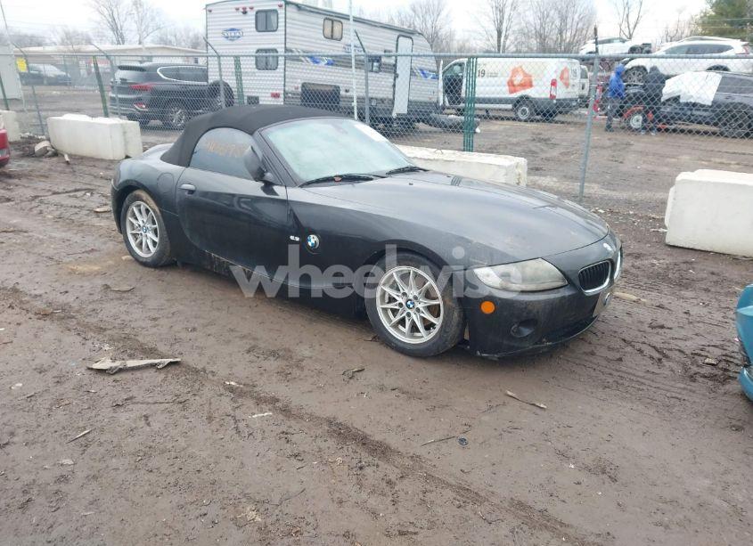 2005 Bmw Z4 2.5I (VIN 4USBT33535LS54102) main photo