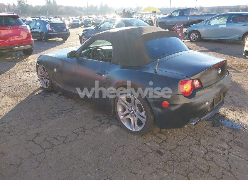 Photo 3 of 2004 Bmw Z4 2.5I (VIN 4USBT33544LS51157)