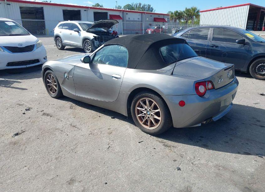 Photo 3 of 2005 Bmw Z4 2.5I (VIN 4USBT33545LS56067)