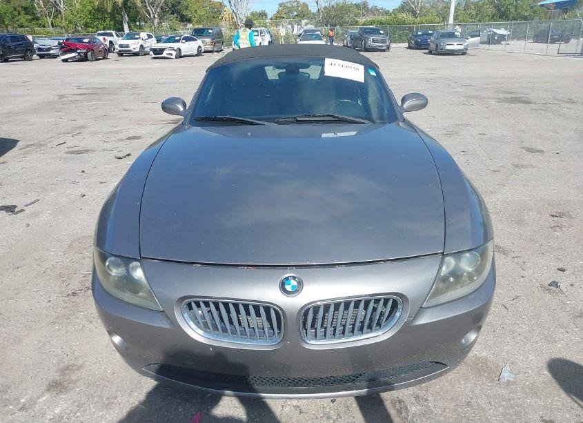 Photo 6 of 2005 Bmw Z4 2.5I (VIN 4USBT33545LS56067)