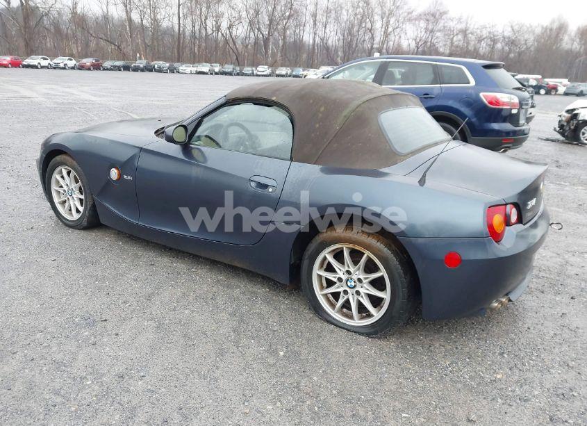 Photo 3 of 2004 Bmw Z4 2.5I (VIN 4USBT33554LR67386)