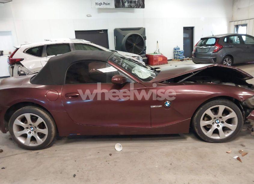 Photo 13 of 2004 Bmw Z4 2.5I (VIN 4USBT33554LS50809)