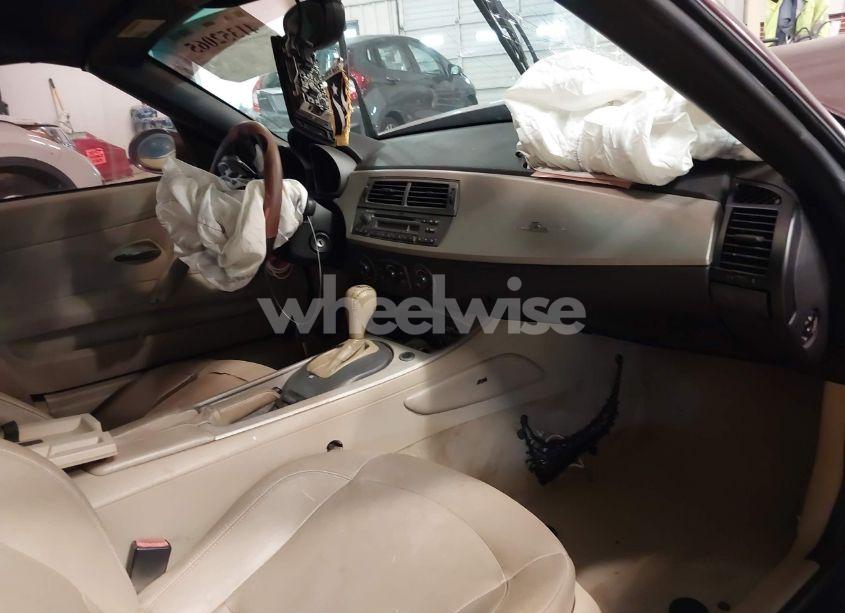 Photo 5 of 2004 Bmw Z4 2.5I (VIN 4USBT33554LS50809)