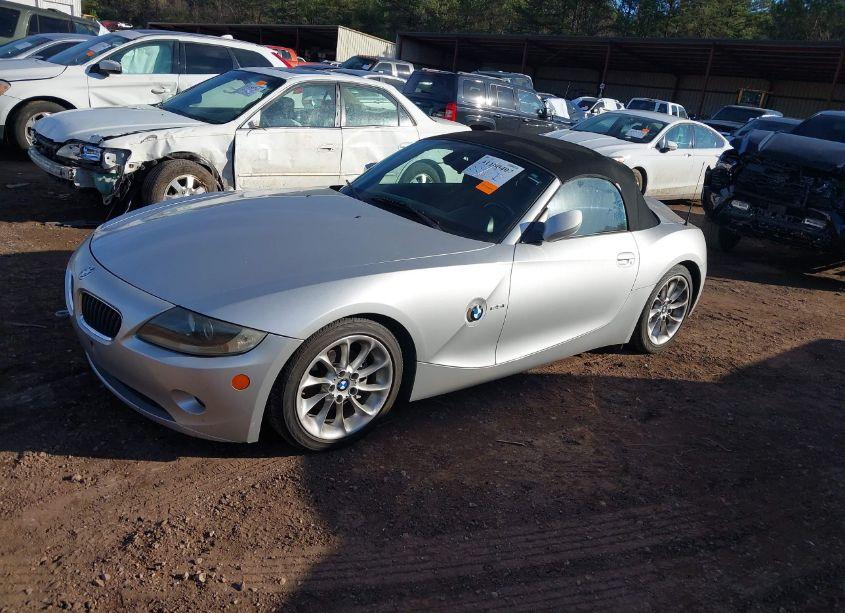 Photo 2 of 2005 Bmw Z4 2.5I (VIN 4USBT33585LR69747)