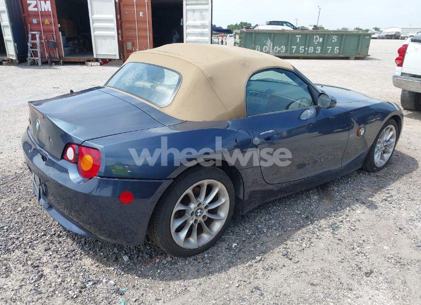 Photo 4 of 2004 Bmw Z4 2.5I (VIN 4USBT33594LR68458)