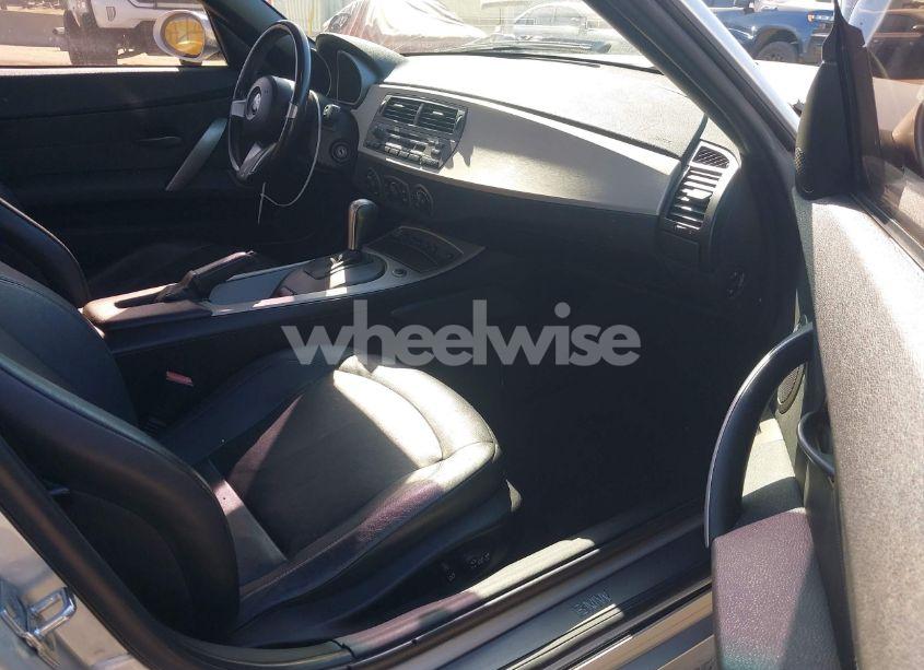 Photo 5 of 2003 Bmw Z4 3.0I (VIN 4USBT53403LU01198)