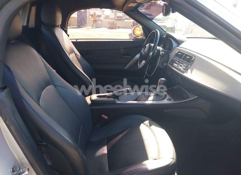 Photo 8 of 2003 Bmw Z4 3.0I (VIN 4USBT53403LU01198)