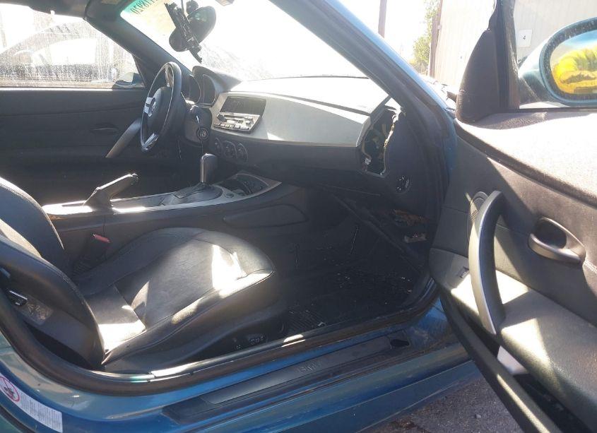 Photo 5 of 2003 Bmw Z4 3.0I (VIN 4USBT53403LU03128)