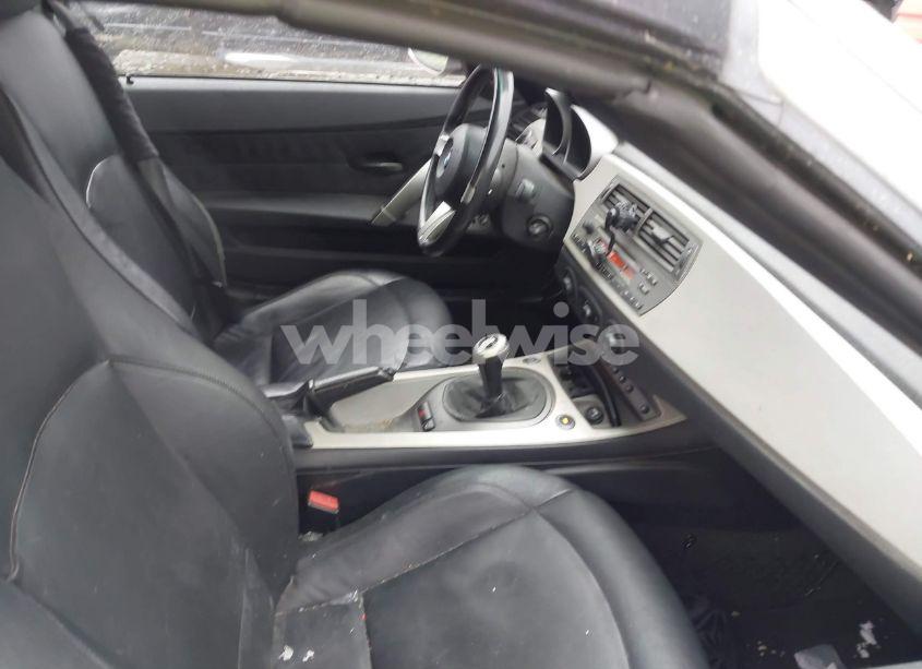 Photo 5 of 2003 Bmw Z4 3.0I (VIN 4USBT53493LT20734)
