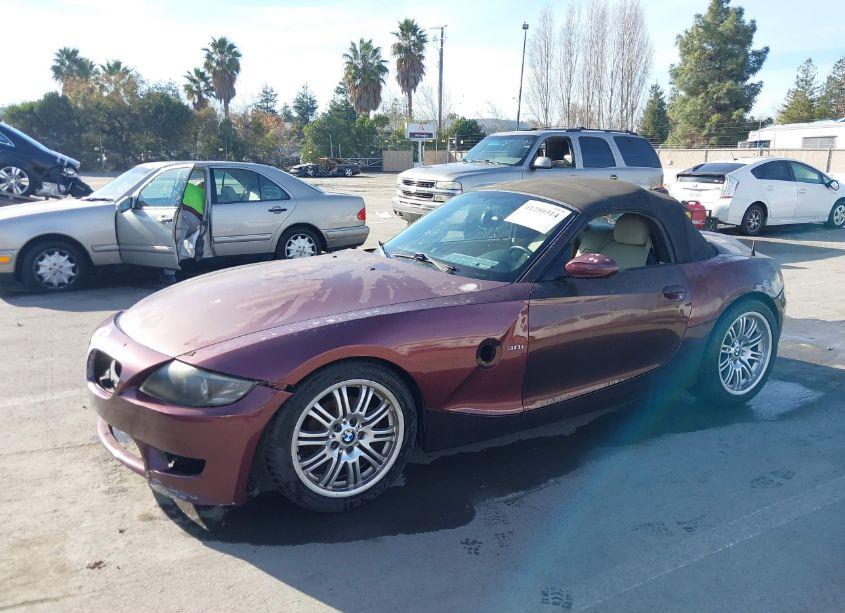 Photo 2 of 2003 Bmw Z4 3.0I (VIN 4USBT53493LT21334)
