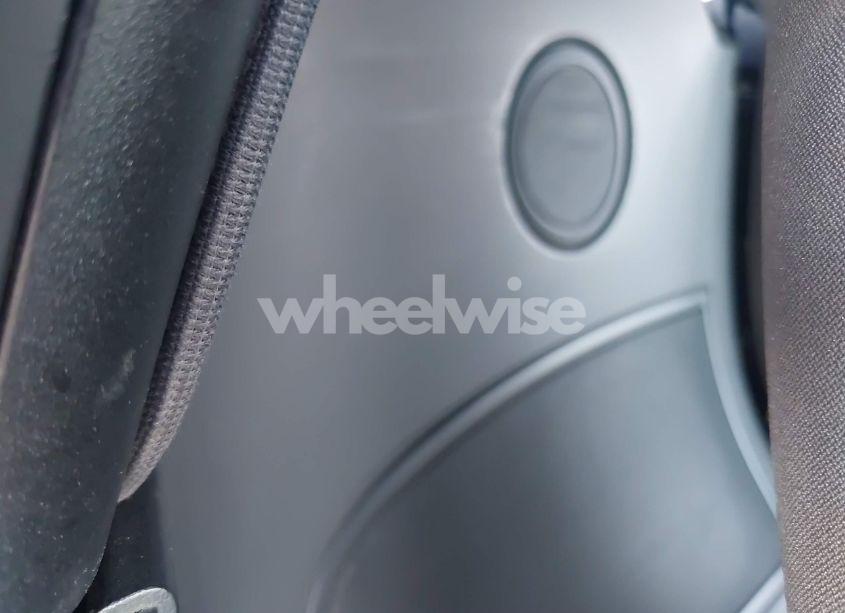 Photo 8 of 2003 Bmw Z4 3.0I (VIN 4USBT53493LU03726)