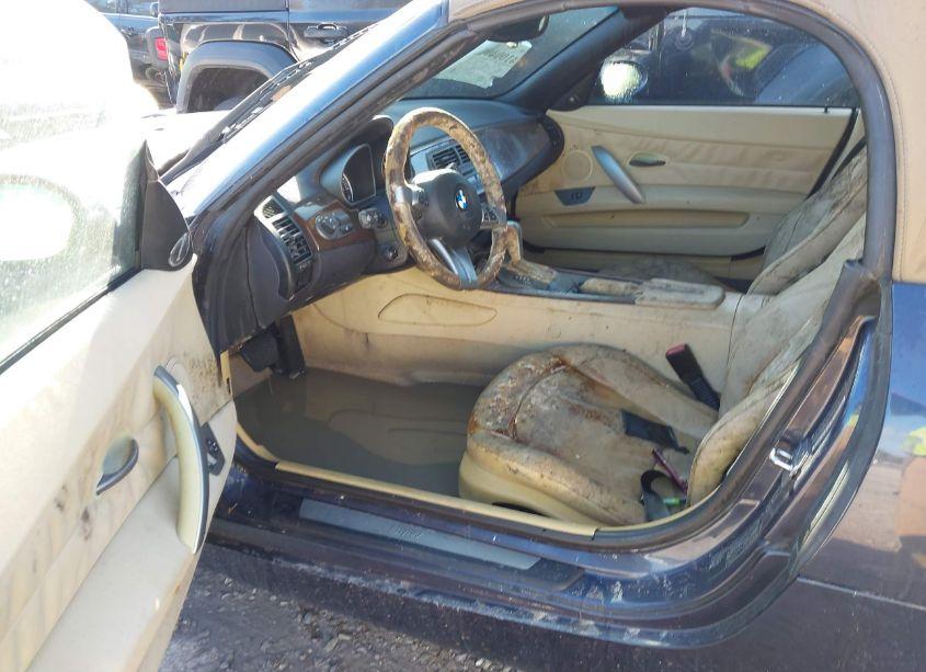 Photo 5 of 2004 Bmw Z4 3.0I (VIN 4USBT53534LU07748)