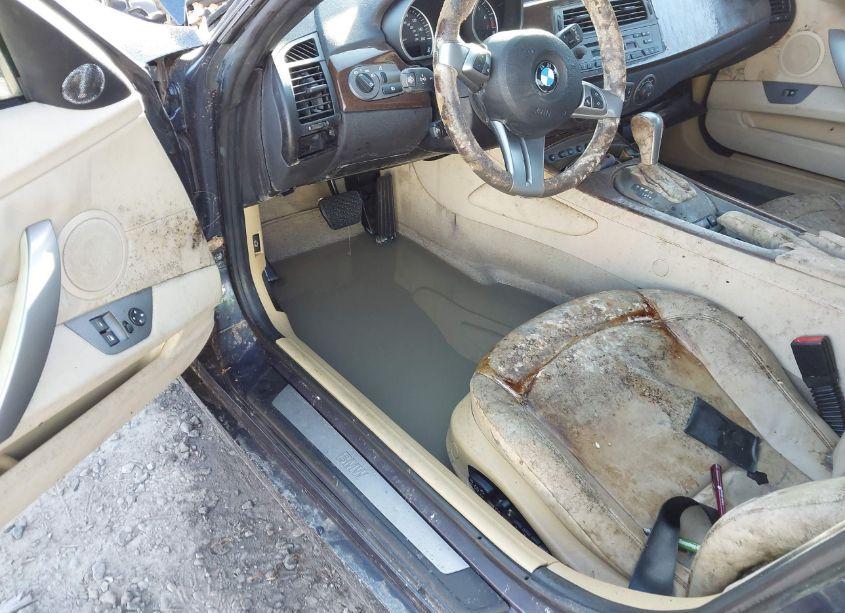 Photo 6 of 2004 Bmw Z4 3.0I (VIN 4USBT53534LU07748)