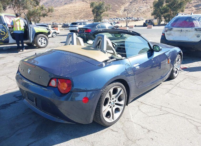 Photo 4 of 2004 Bmw Z4 3.0I (VIN 4USBT53544LU08343)