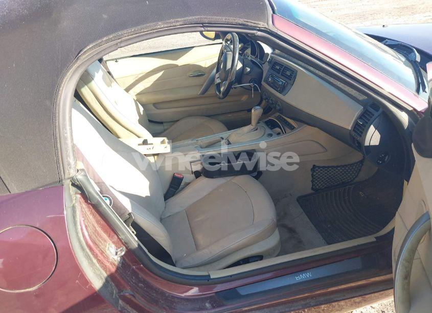 Photo 5 of 2005 Bmw Z4 3.0I (VIN 4USBT53545LU09347)