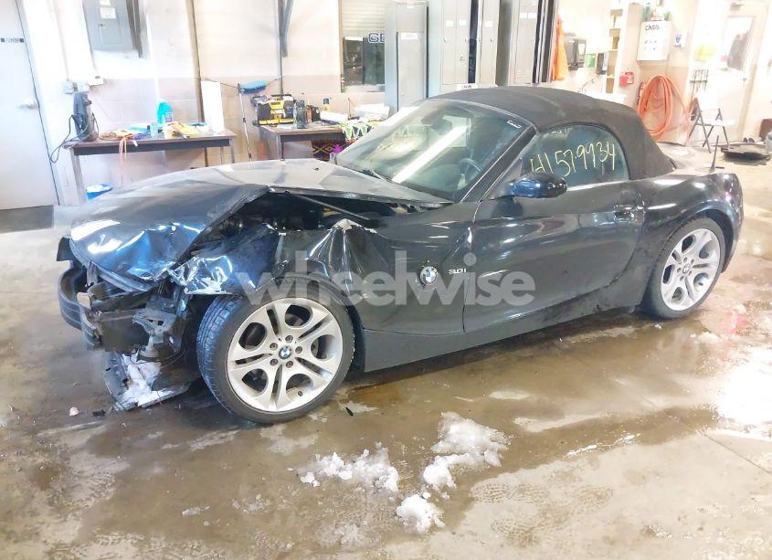 Photo 2 of 2005 Bmw Z4 3.0I (VIN 4USBT53545LU09378)