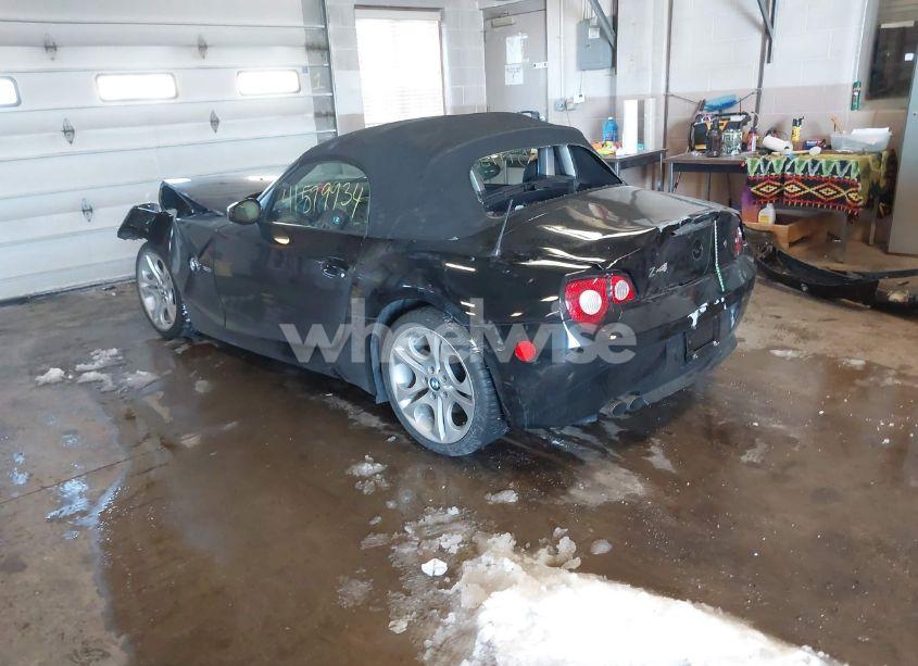 Photo 3 of 2005 Bmw Z4 3.0I (VIN 4USBT53545LU09378)